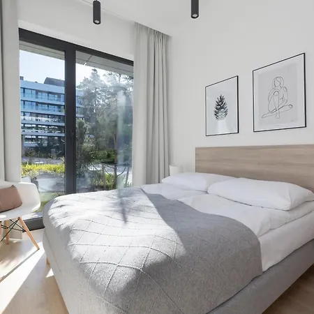 Shellter 117 K - By Jantar Apartment *