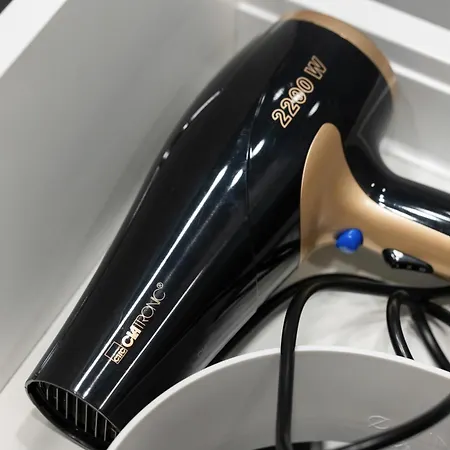 Shellter 117 K - By Jantar *