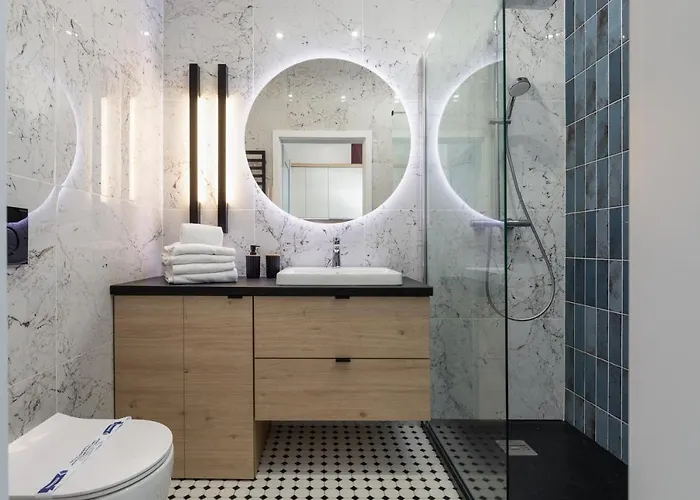 Shellter 117 K - By Jantar Apartment